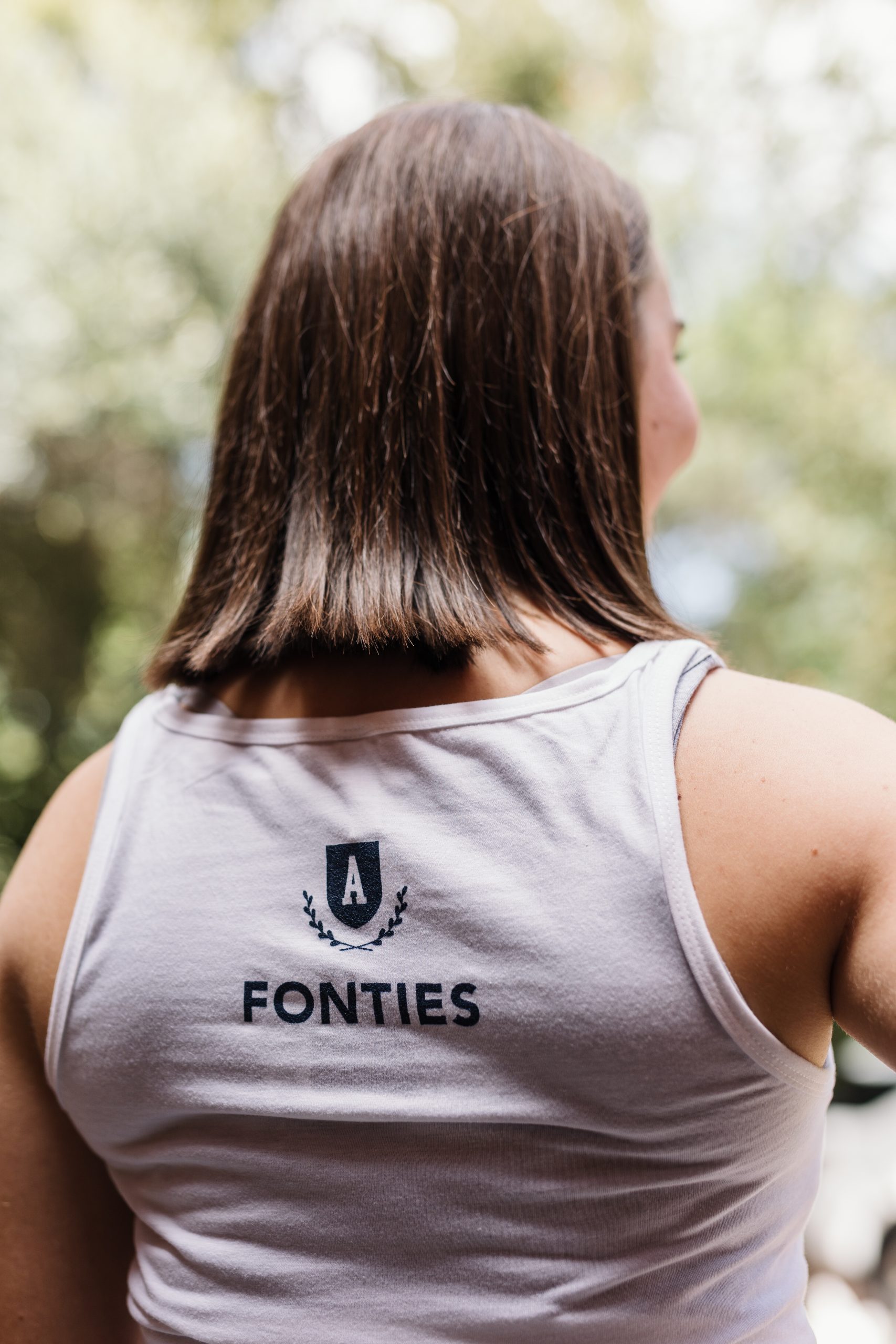 Moulose Fontie-hemp vir mans en dames: Wit - Image 4
